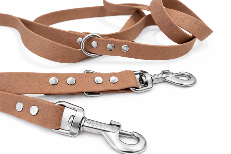 Preview: HEXA Leine Braun - 250cm Länge 18mm breit, dreifach verstellbar