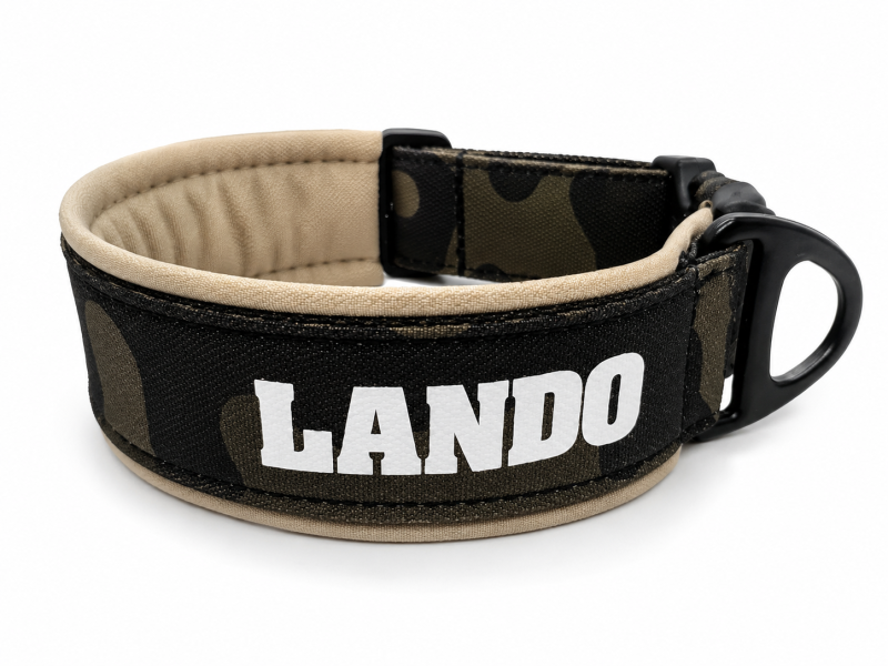 Personalisiertes Hundehalsband Camouflage Olive mit Softshell-Polsterung – nach Maß gefertigt
