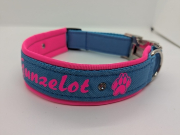 Personalisiertes Hundehalsband pink/türkis mit Strassnieten