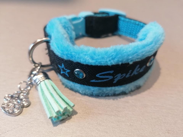 Hundehalsband personalisiert mit Wellnessfleece Polsterung