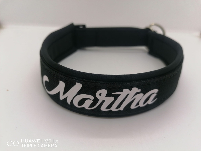 Personalisiertes Hundehalsband schwarz /weiß