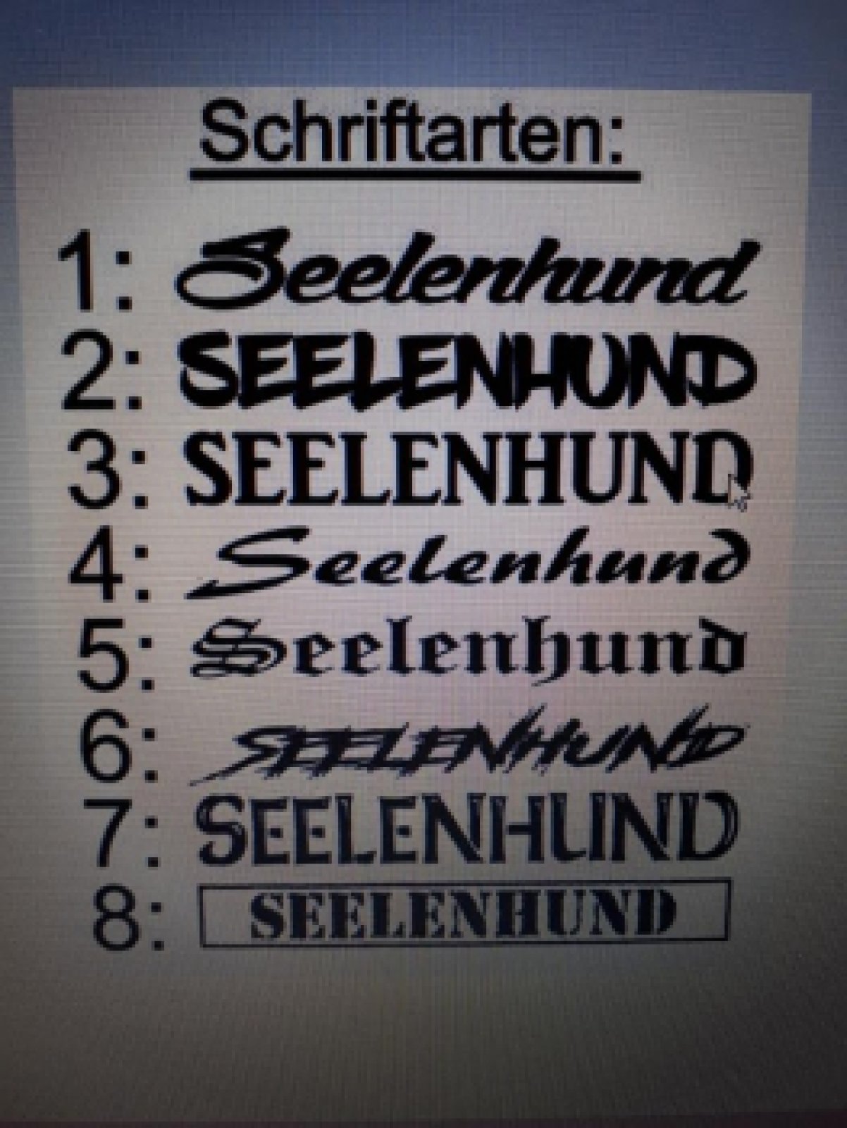 Lila Hundehalstuch "Glow" - nachtleuchtendes Dreieckstuch zum Knoten / Glow in the Dark / personalisierbar